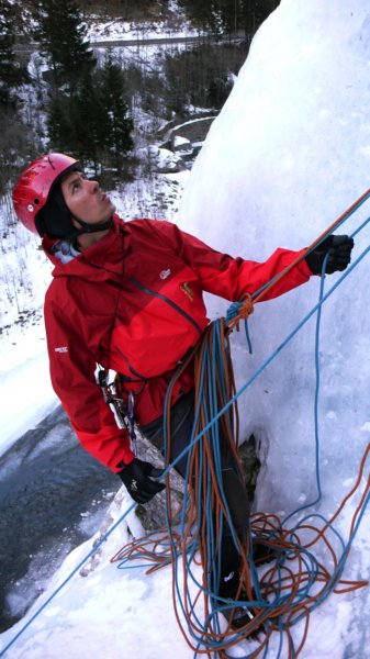 iceclimb2.jpg